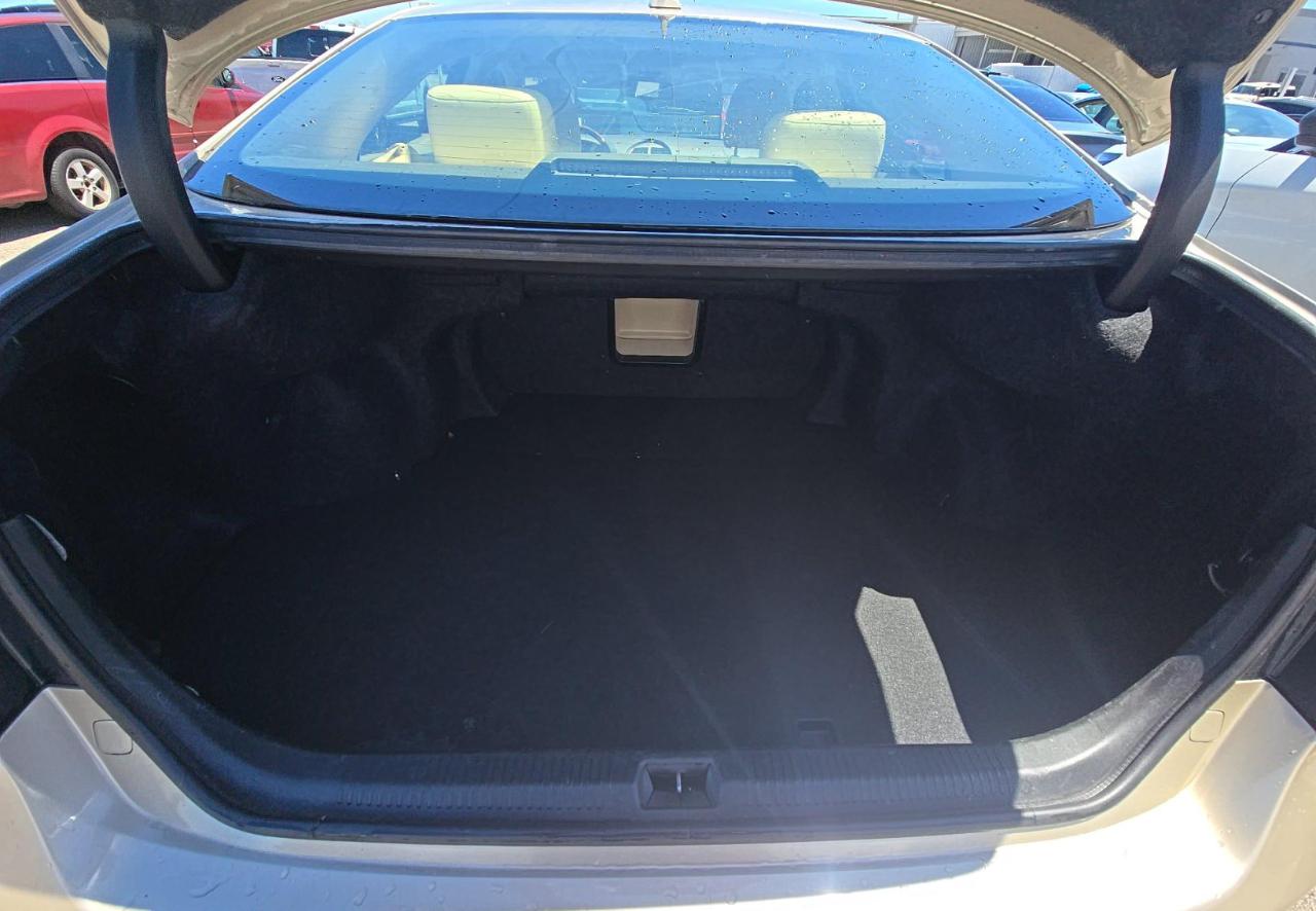 Lexus ES 350  2012