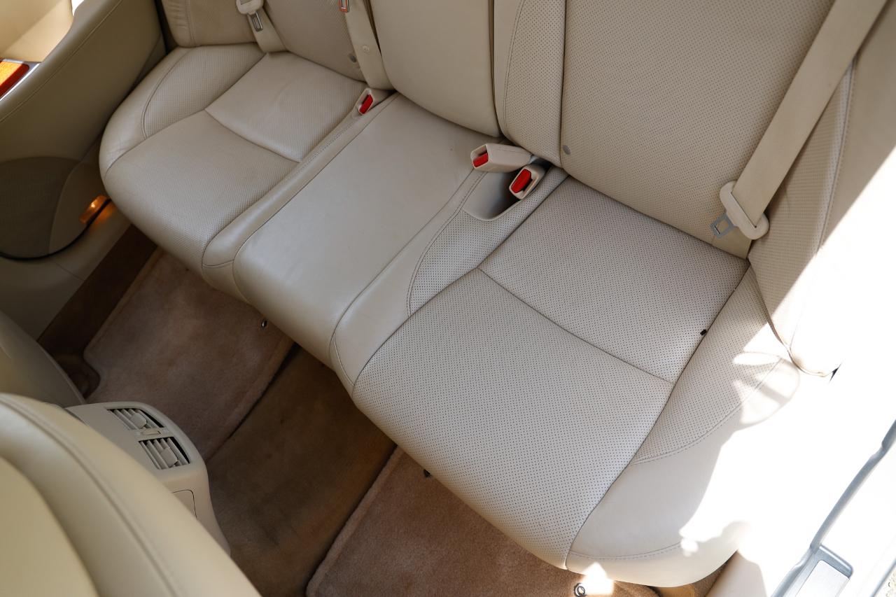 Lexus ES 350  2012