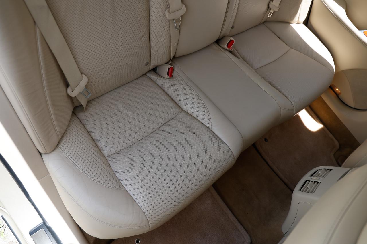 Lexus ES 350  2012