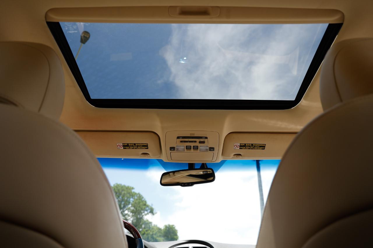 Lexus ES 350  2012