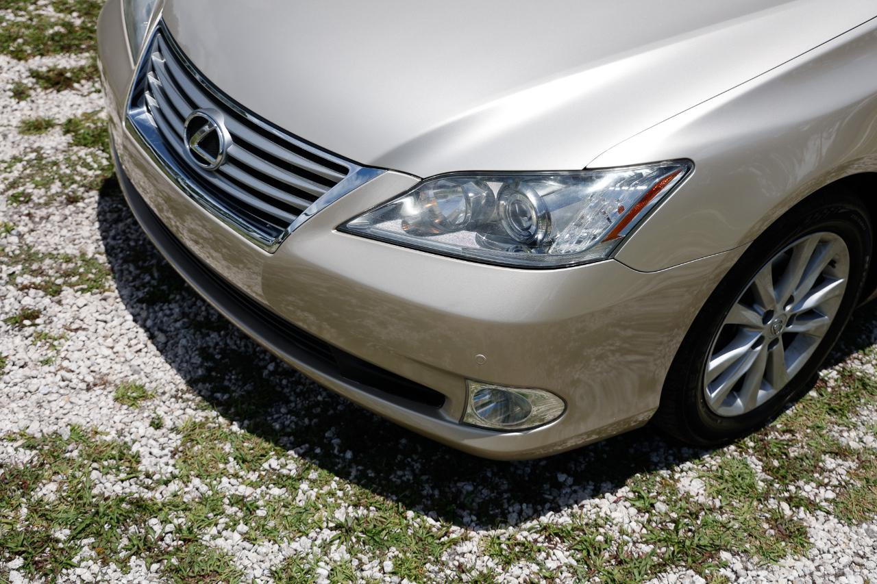 Lexus ES 350  2012