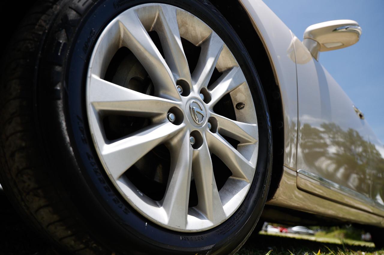 Lexus ES 350  2012