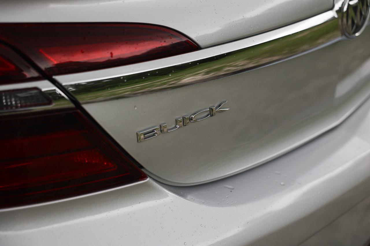 Buick Regal  2016