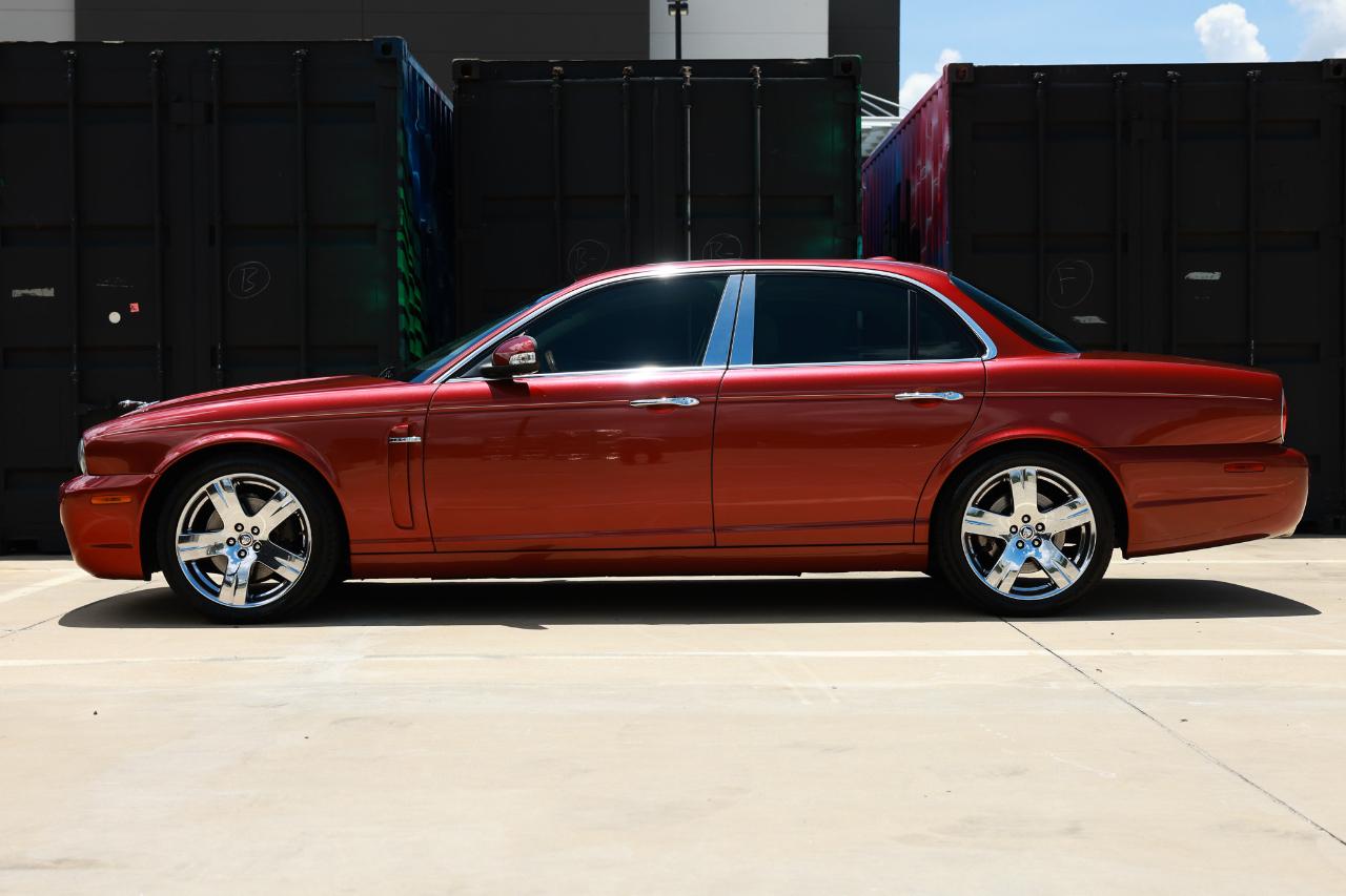 Jaguar XJ8  2008