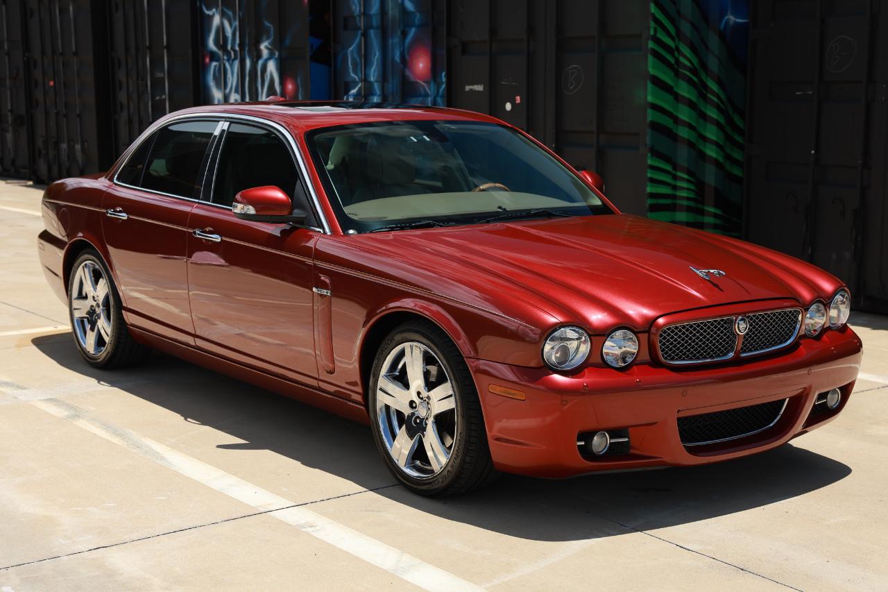 Jaguar XJ8  2008