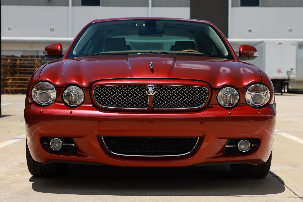 Jaguar XJ8  2008