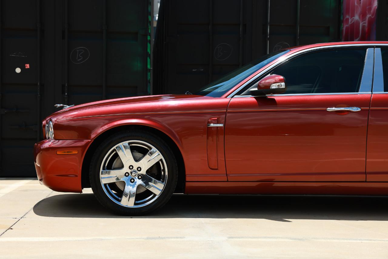 Jaguar XJ8  2008