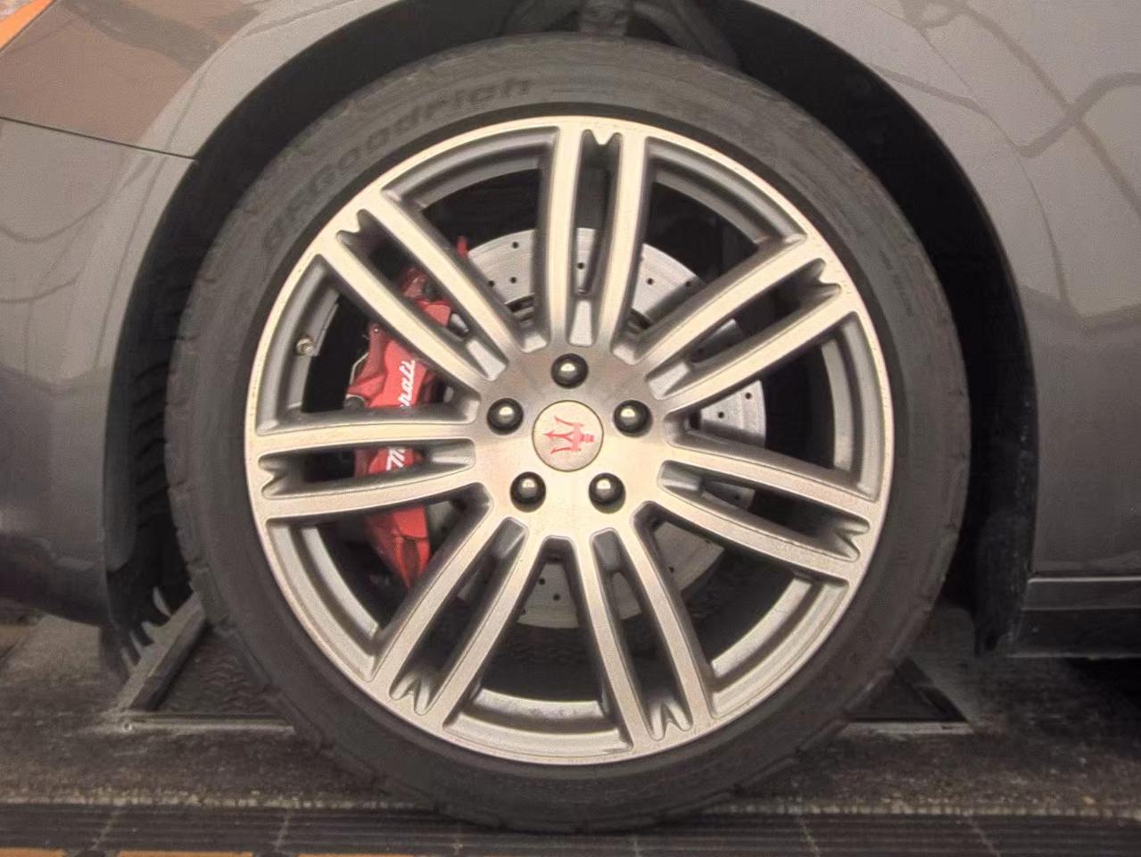 Maserati Ghibli  2016