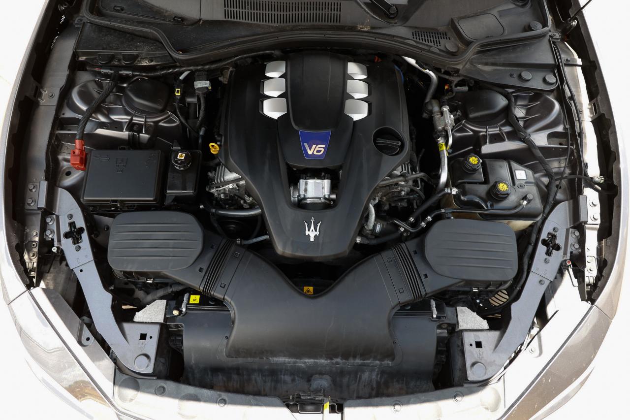 Maserati Ghibli  2016