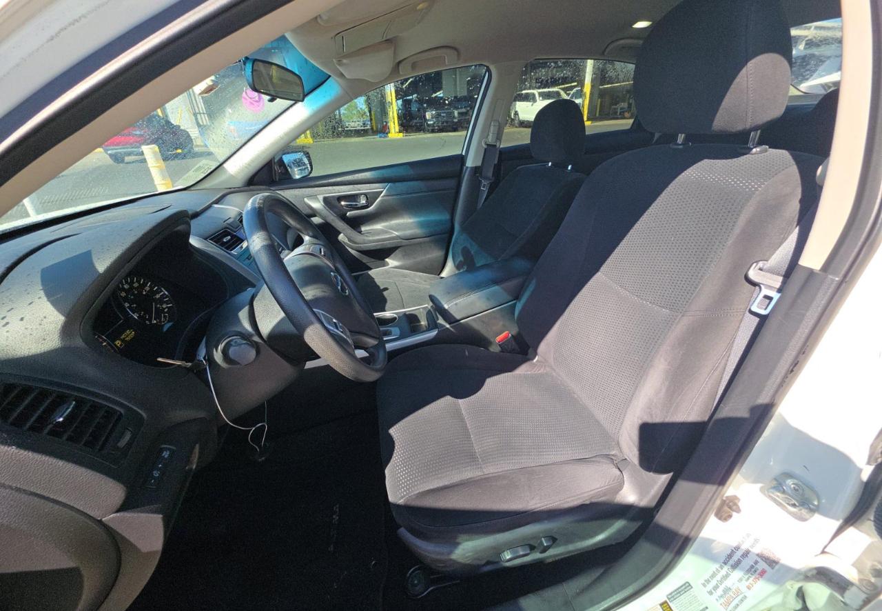 Nissan Altima  2015