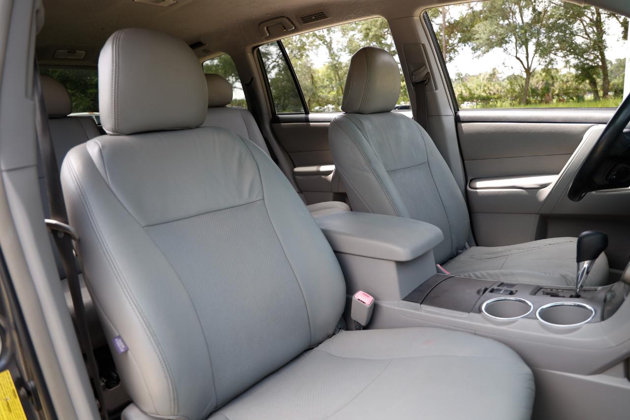 Toyota Highlander  2008
