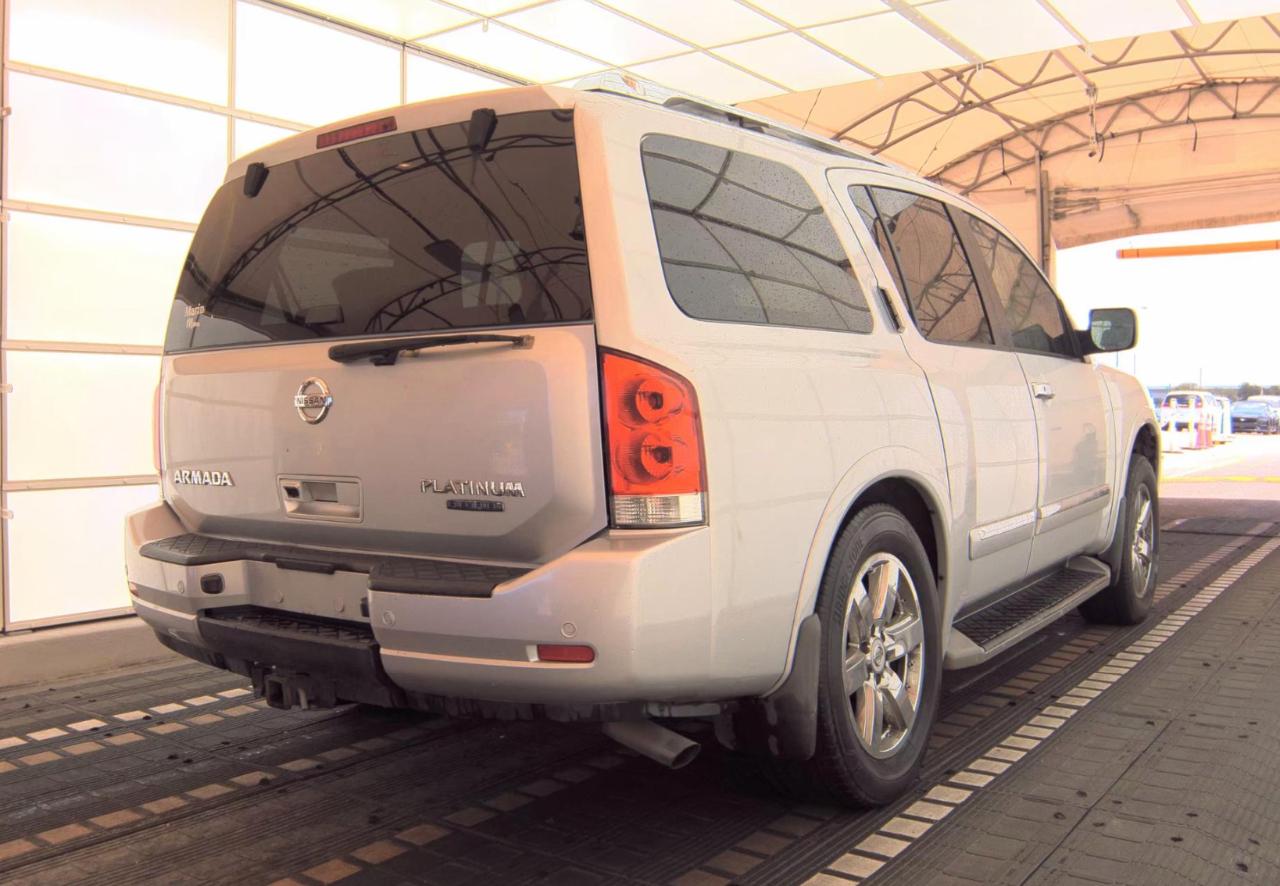 Nissan Armada  2014