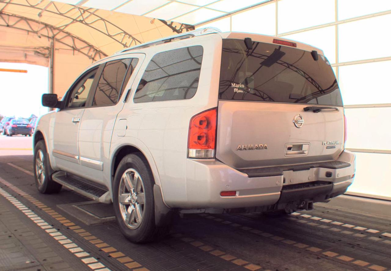 Nissan Armada  2014