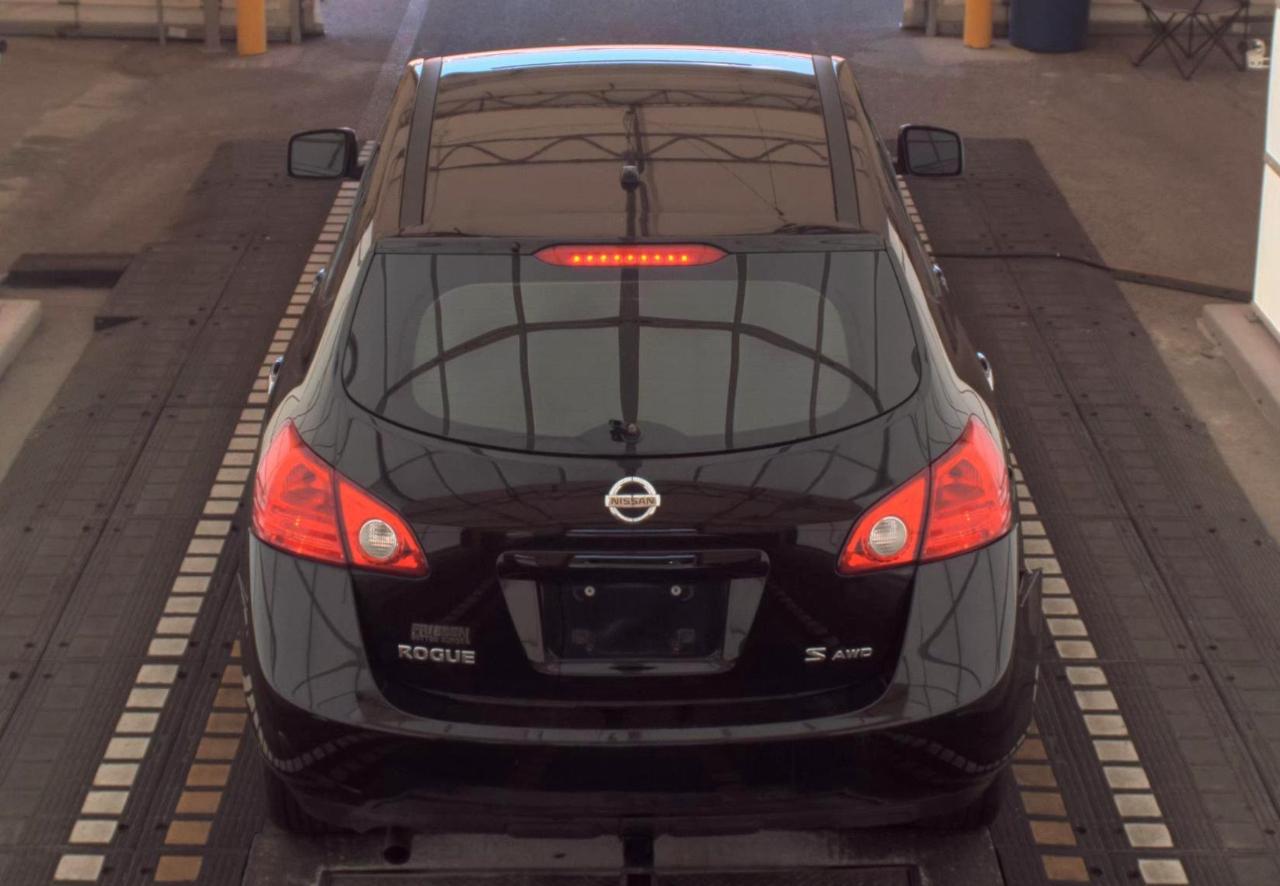 Nissan Rogue  2011