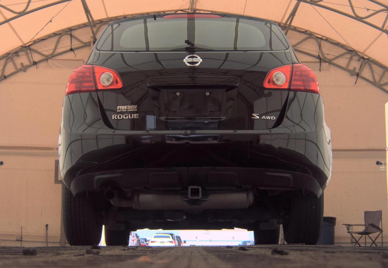 Nissan Rogue  2011