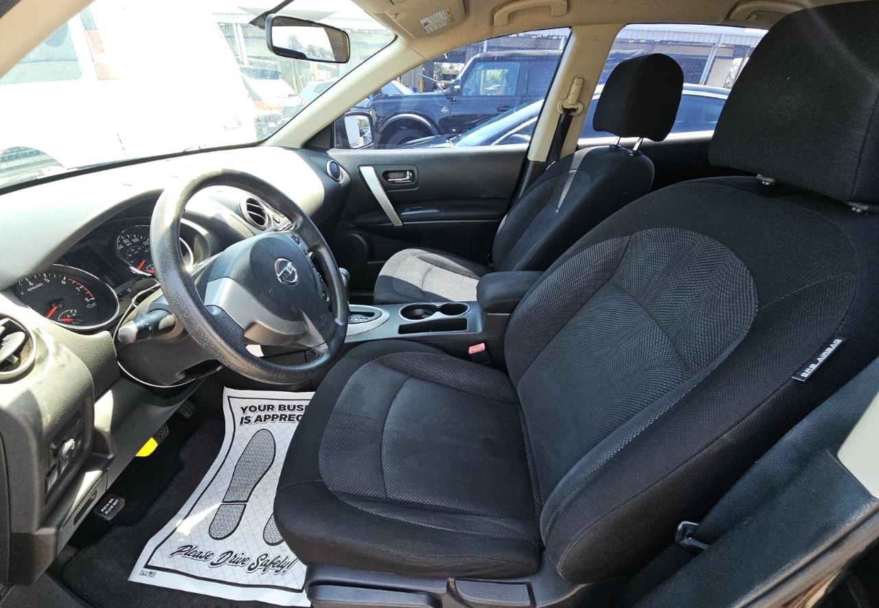 Nissan Rogue  2011