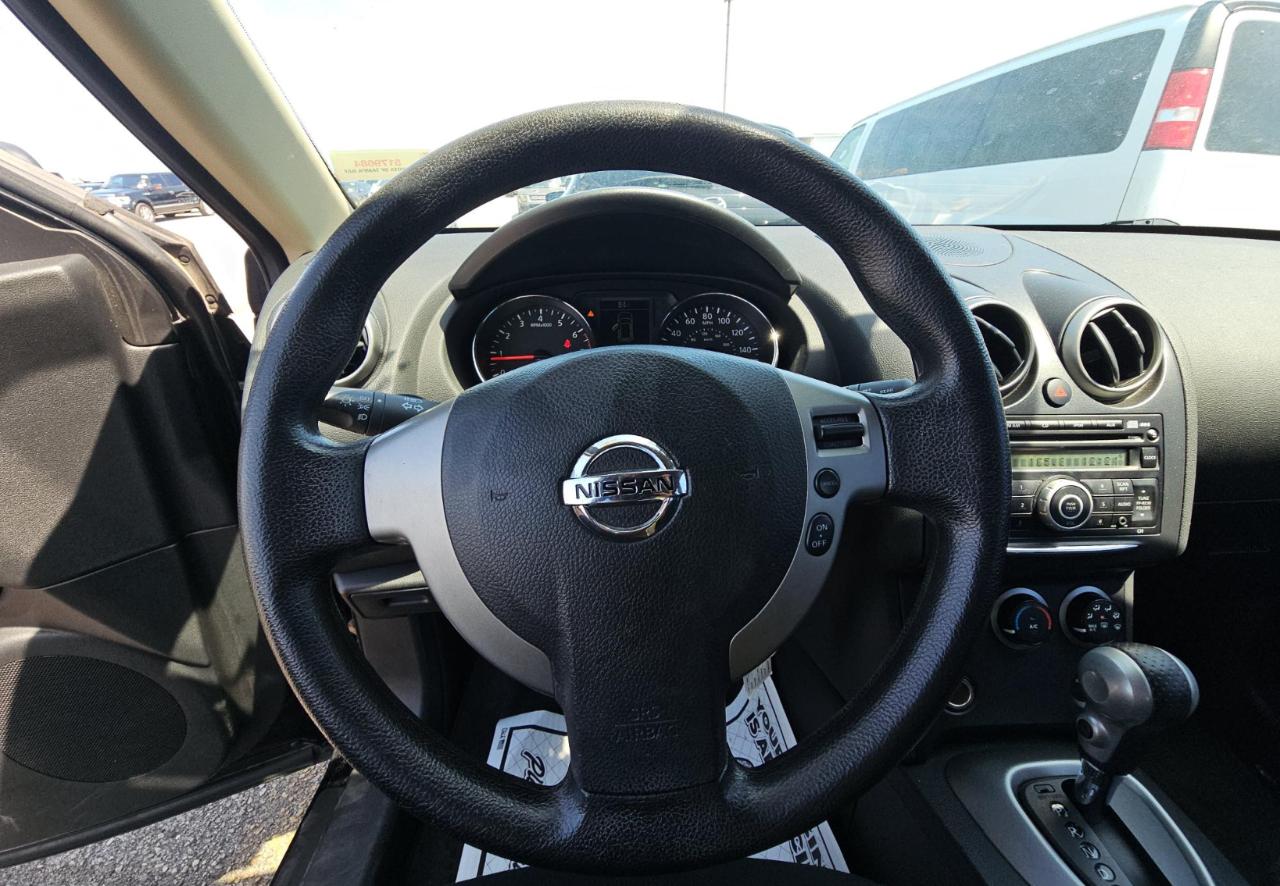 Nissan Rogue  2011