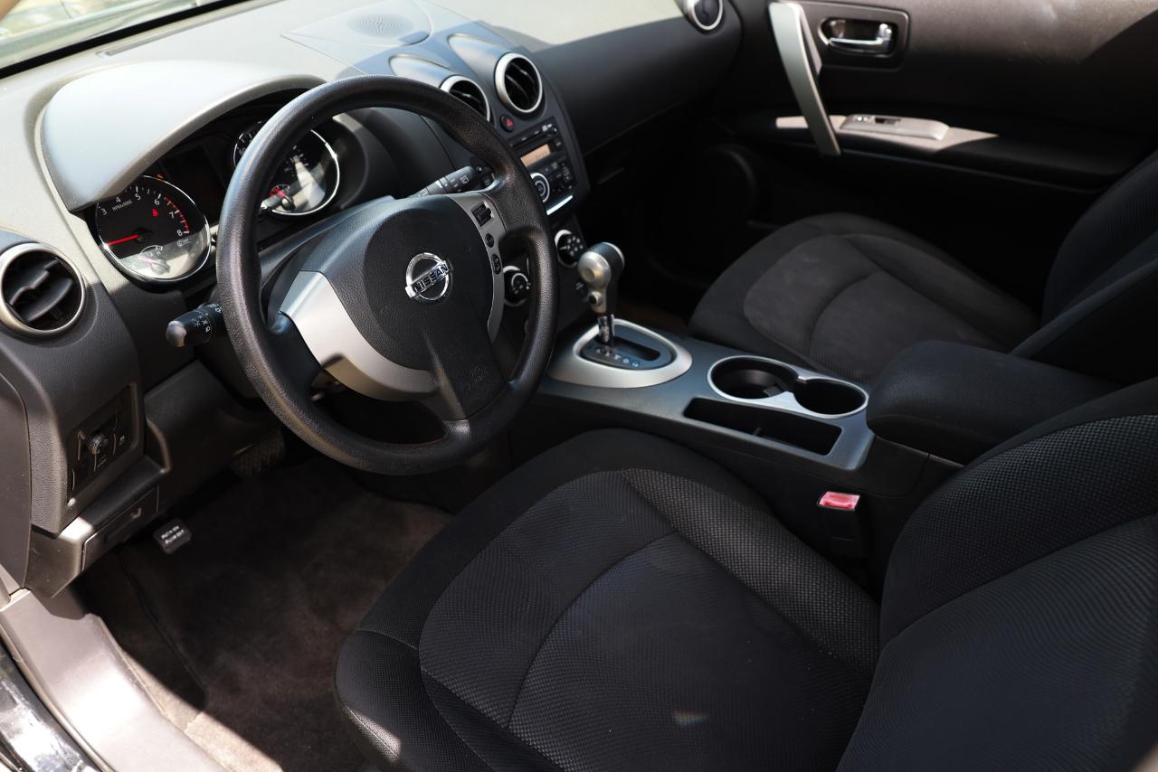 Nissan Rogue  2011