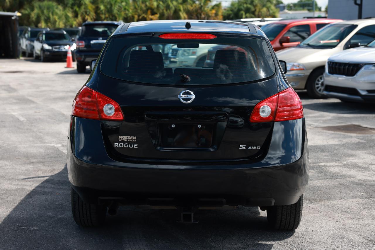 Nissan Rogue  2011