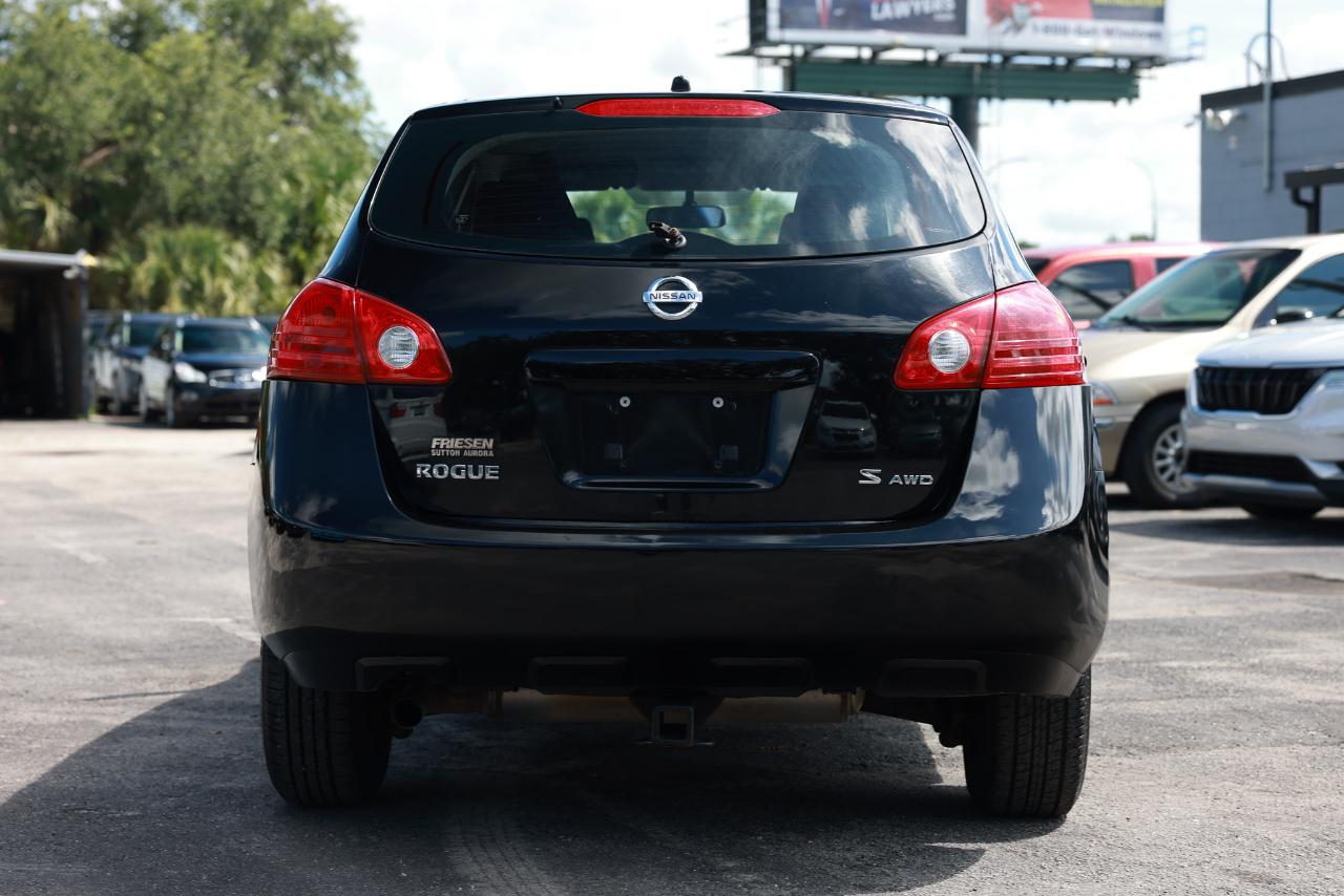 Nissan Rogue  2011