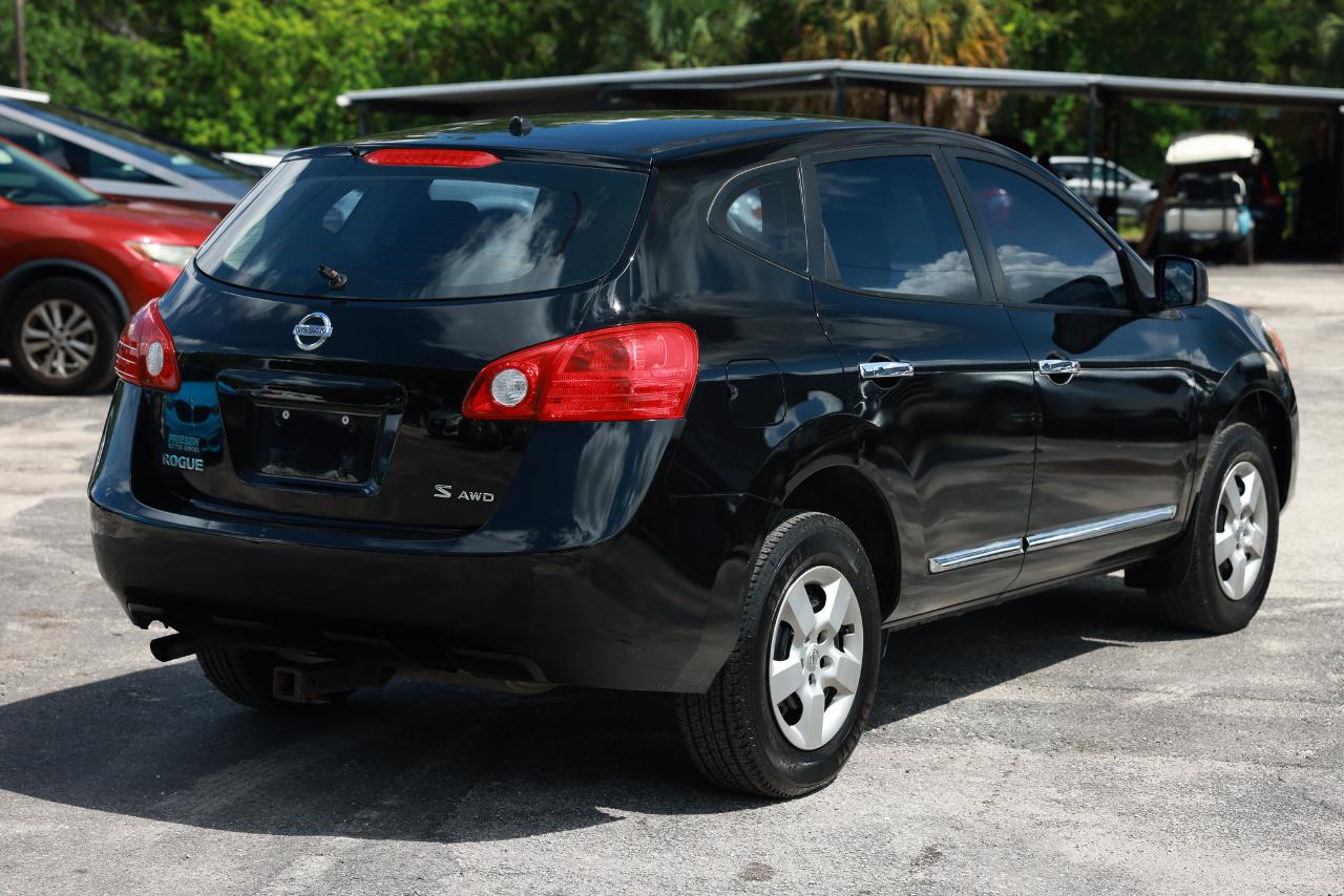 Nissan Rogue  2011