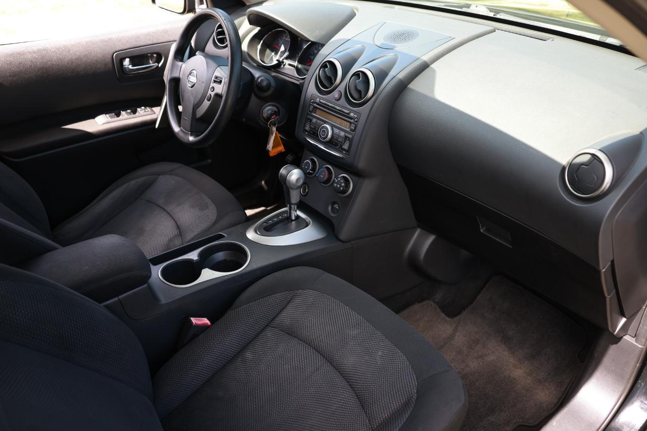 Nissan Rogue  2011