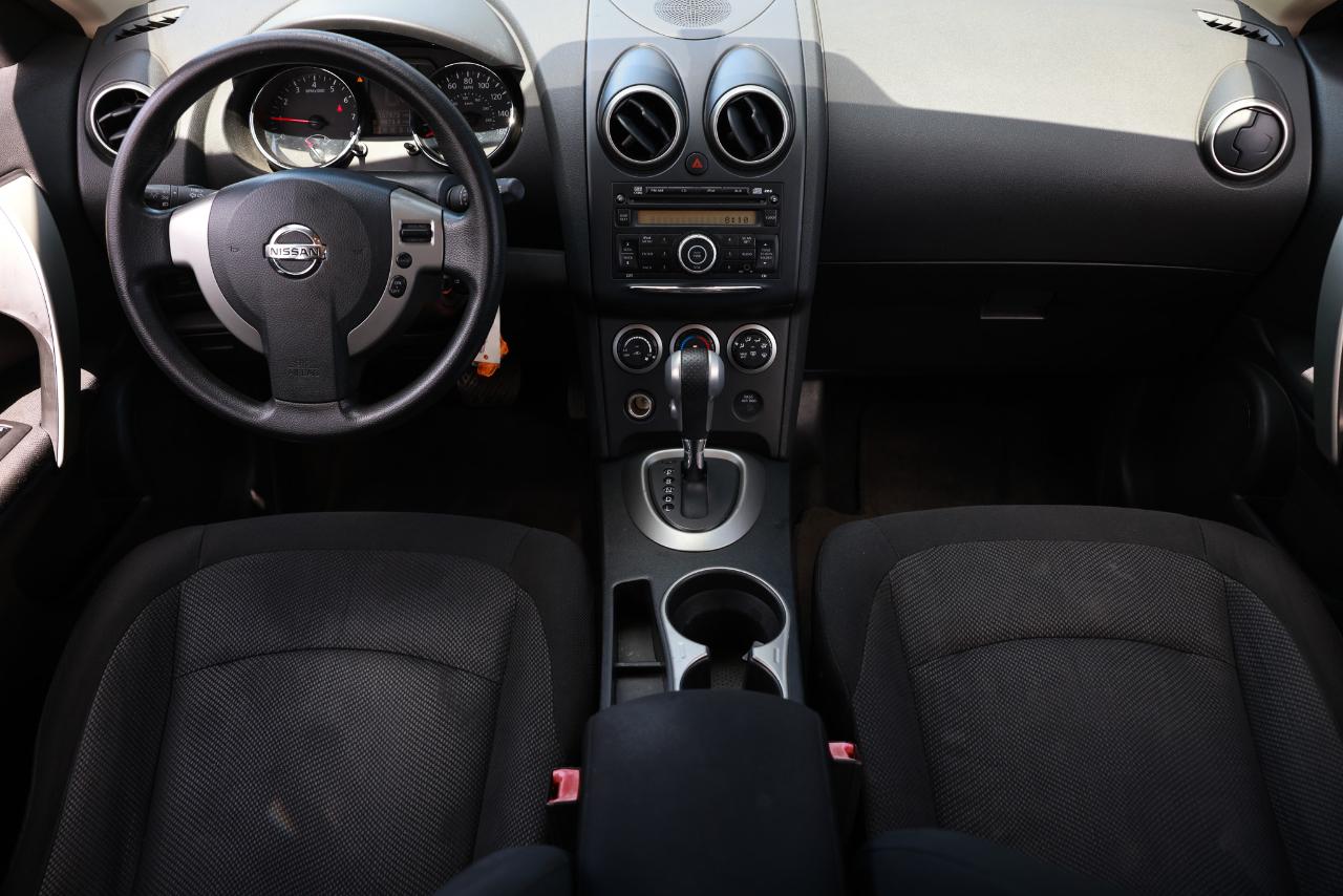 Nissan Rogue  2011