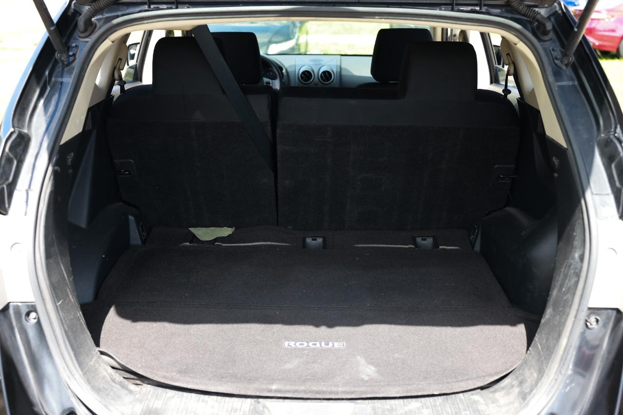 Nissan Rogue  2011
