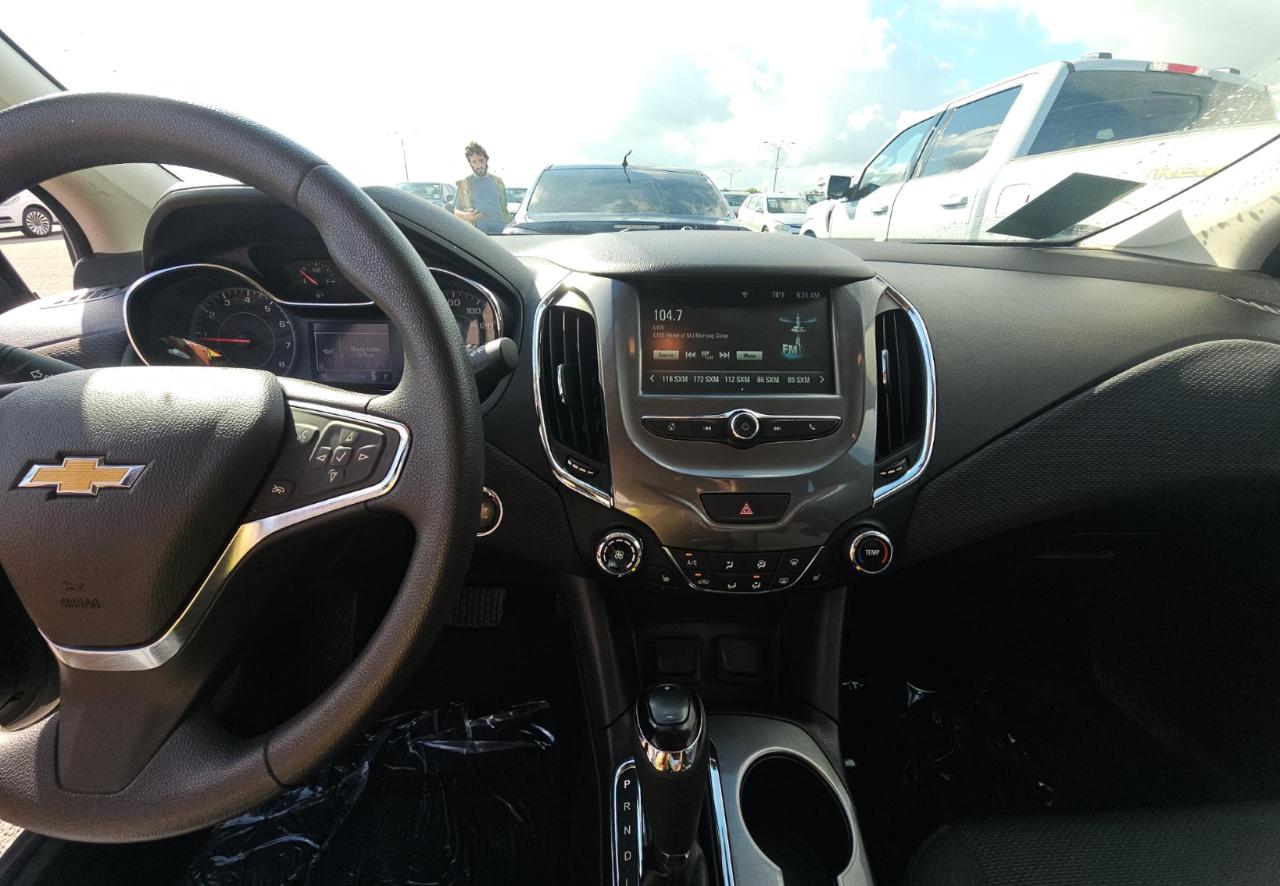 Chevrolet Cruze  2018