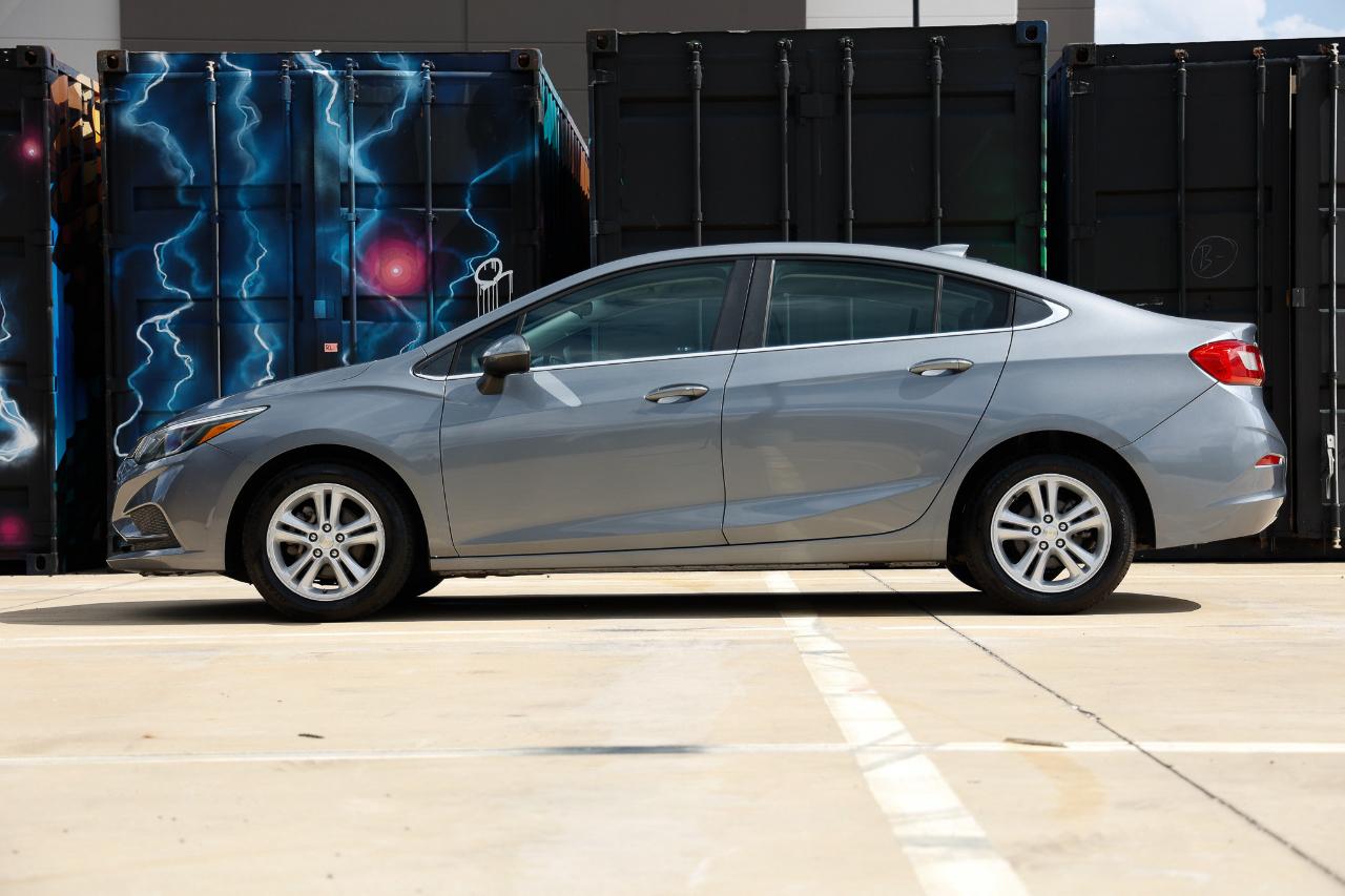 Chevrolet Cruze  2018