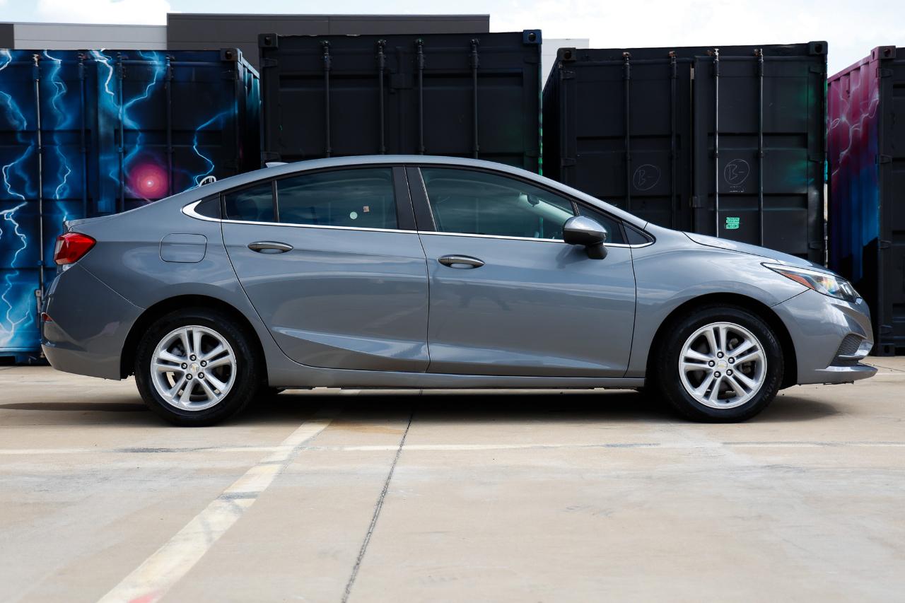 Chevrolet Cruze  2018