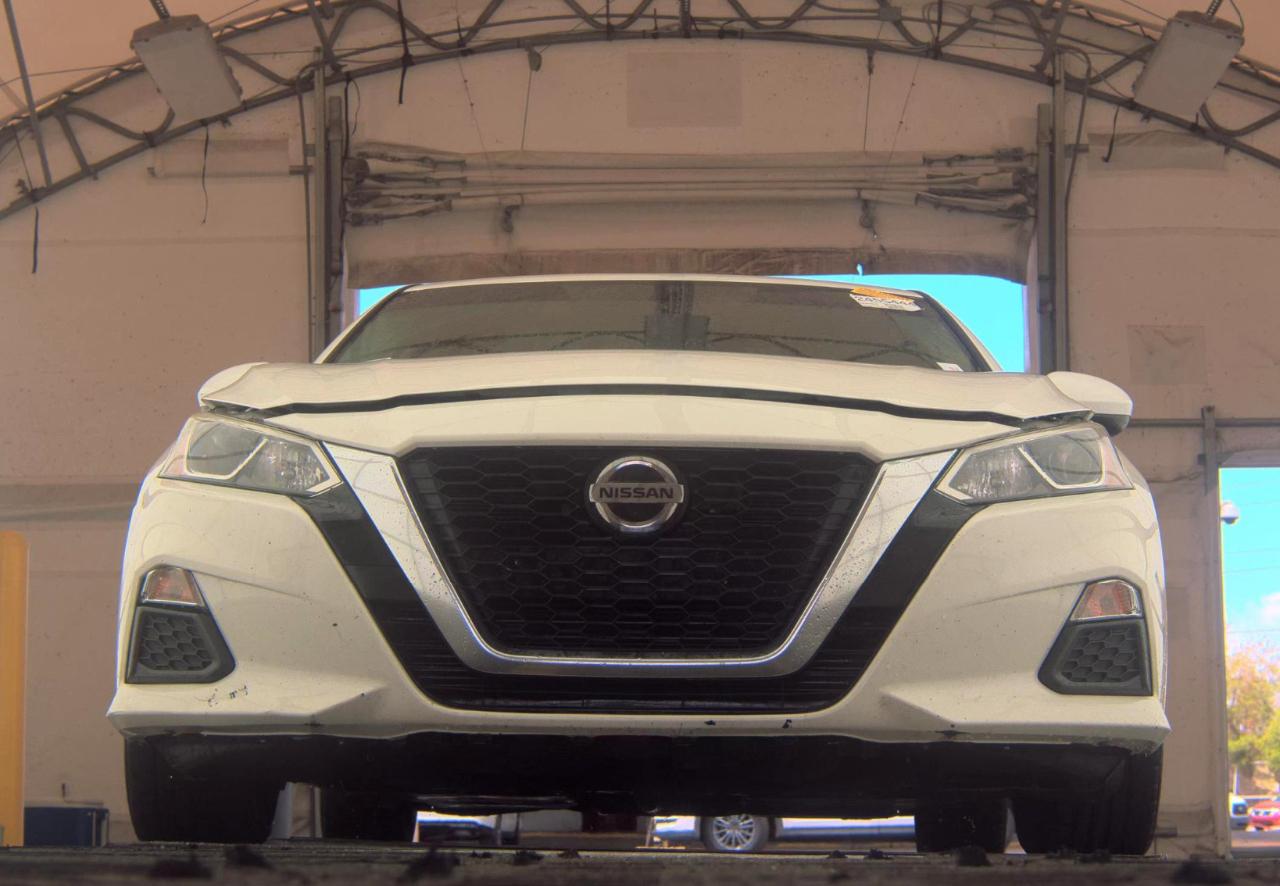 Nissan Altima  2019