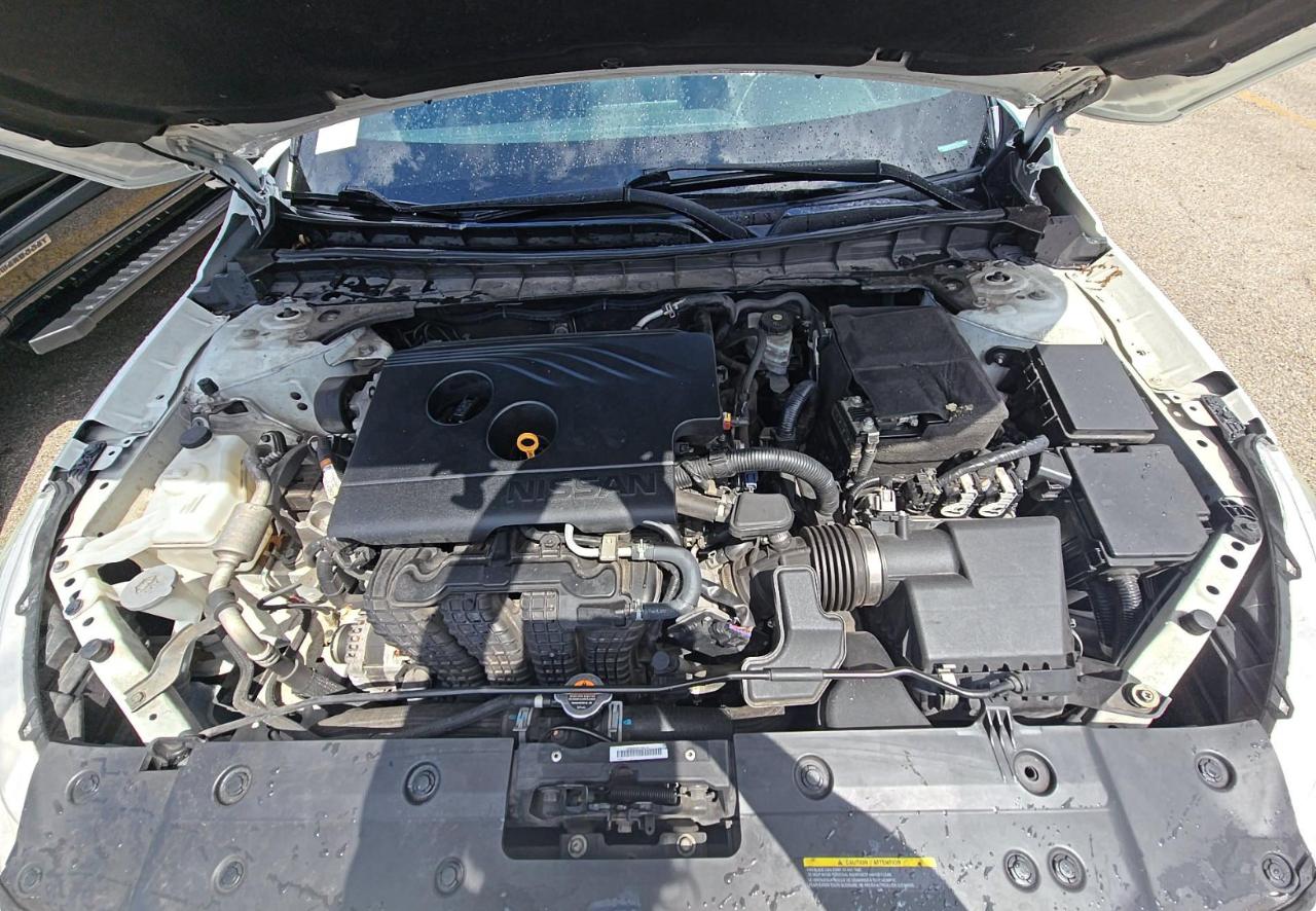 Nissan Altima  2019