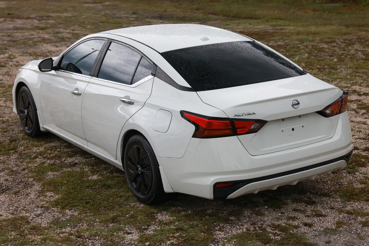 Nissan Altima  2019