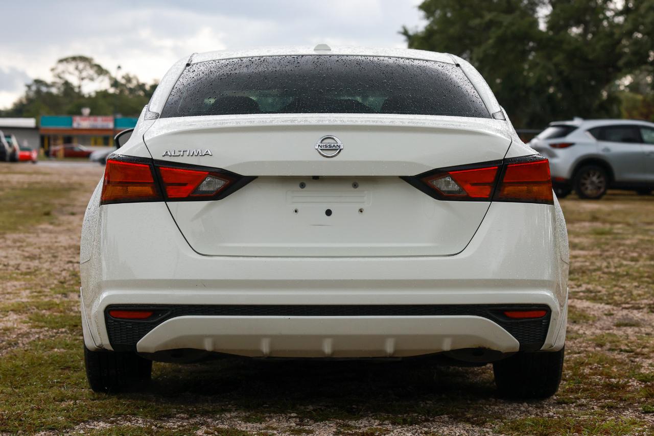 Nissan Altima  2019