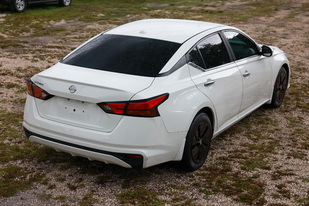 Nissan Altima  2019