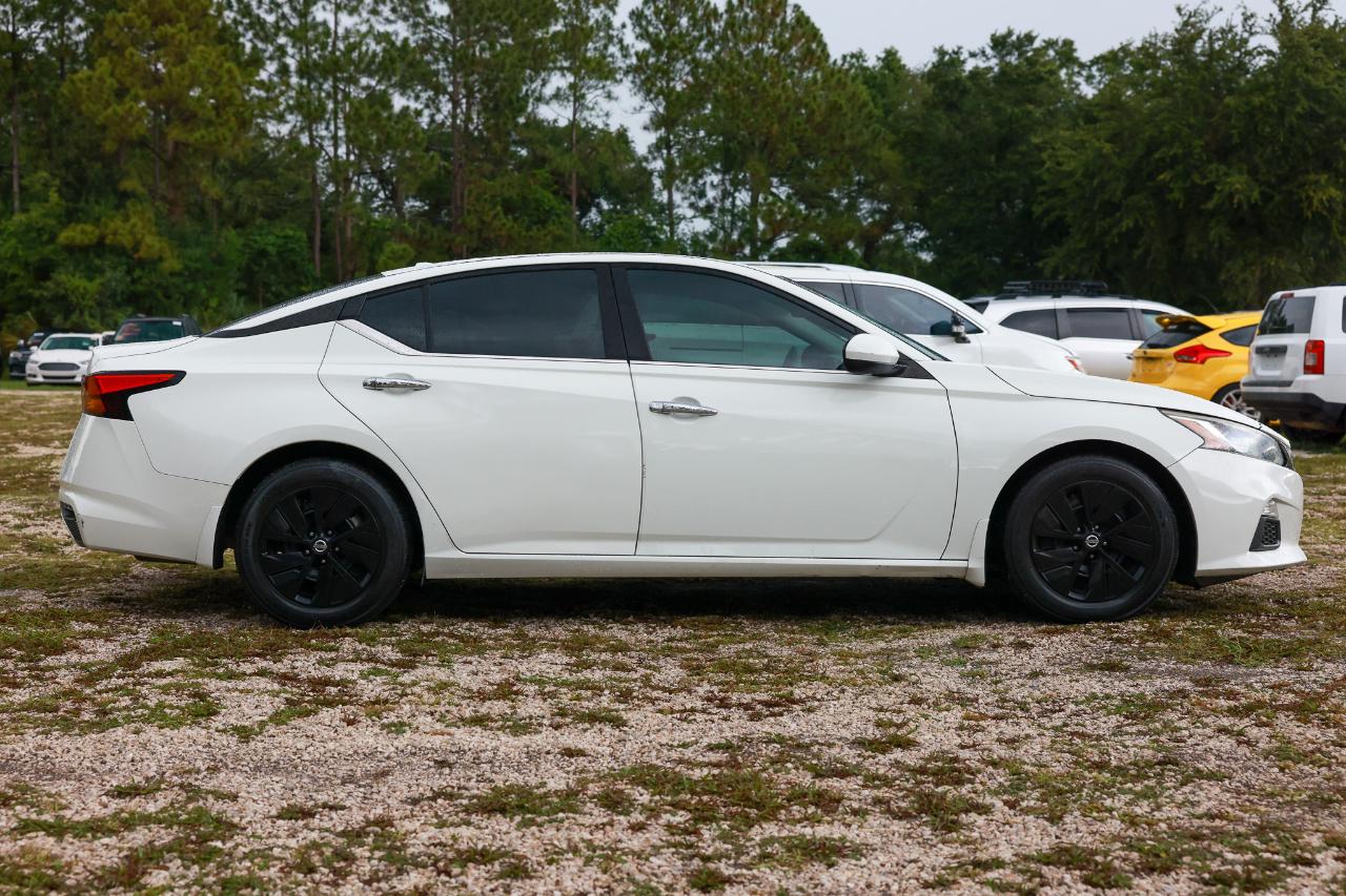 Nissan Altima  2019