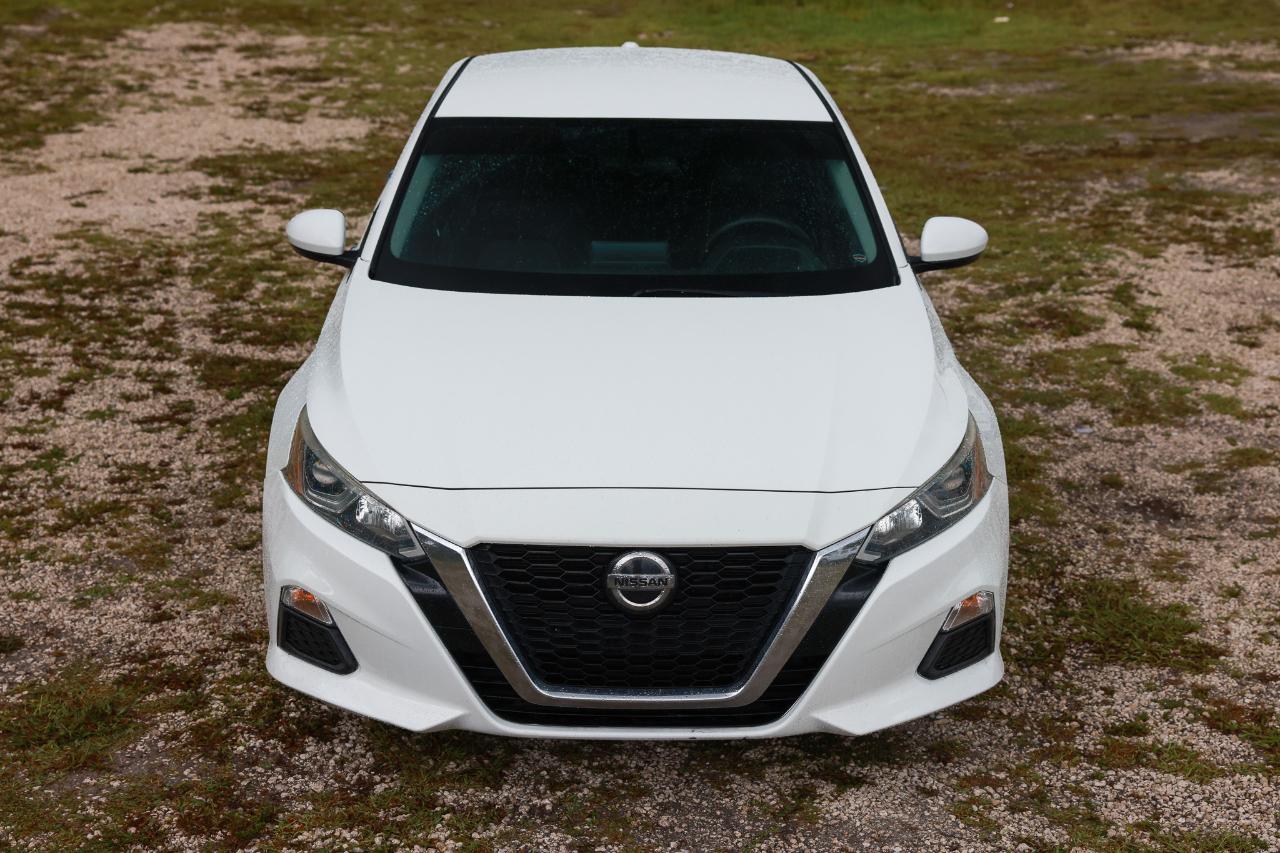 Nissan Altima  2019