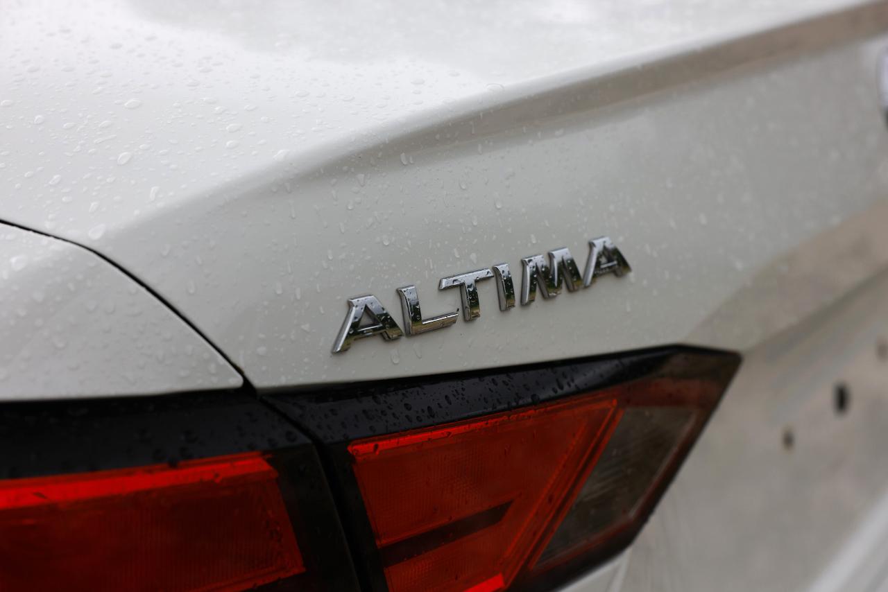 Nissan Altima  2019