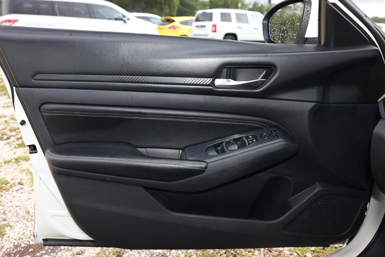 Nissan Altima  2019