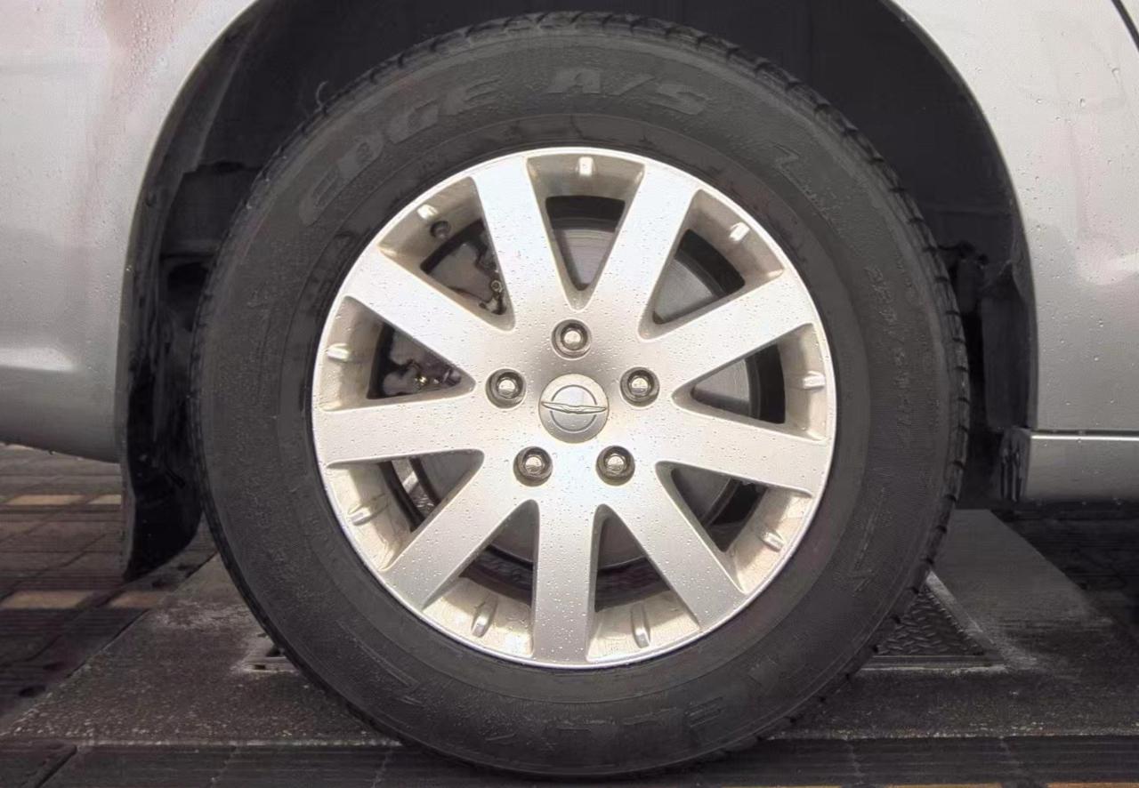 Chrysler Town & Country  2013