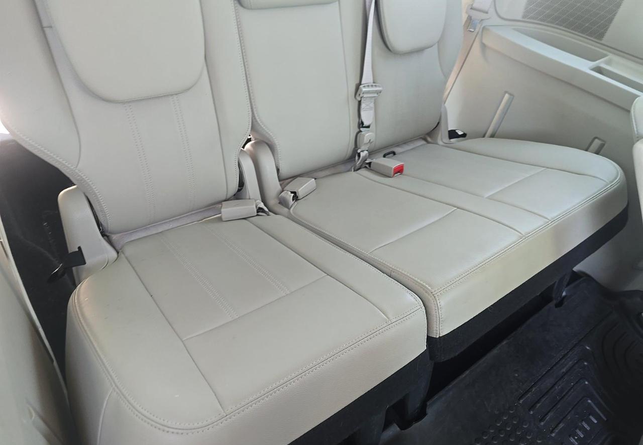 Chrysler Town & Country  2013