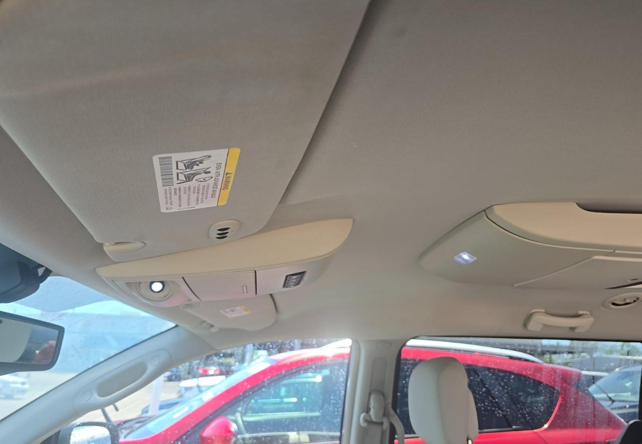 Chrysler Town & Country  2013