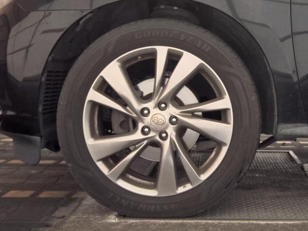 Infiniti QX60  2015