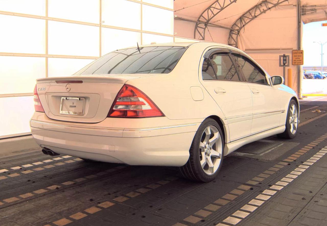 Mercedes-Benz C-Class  2007