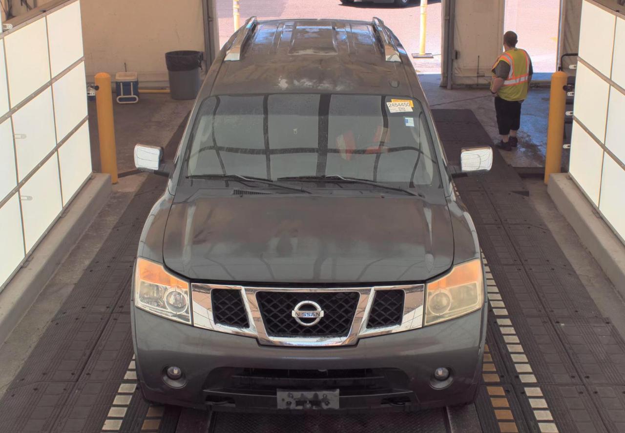Nissan Armada  2010