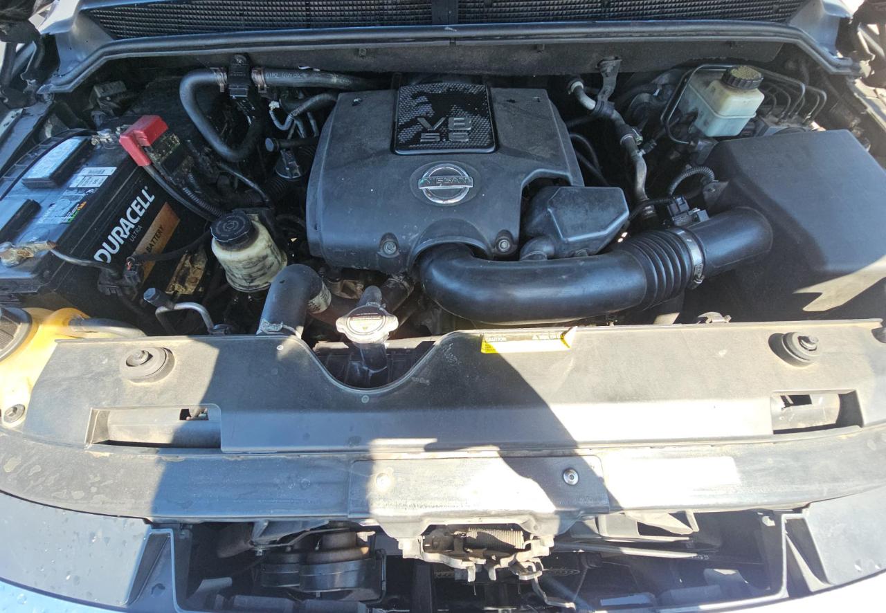 Nissan Armada  2010