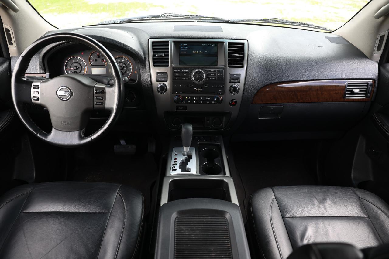 Nissan Armada  2010