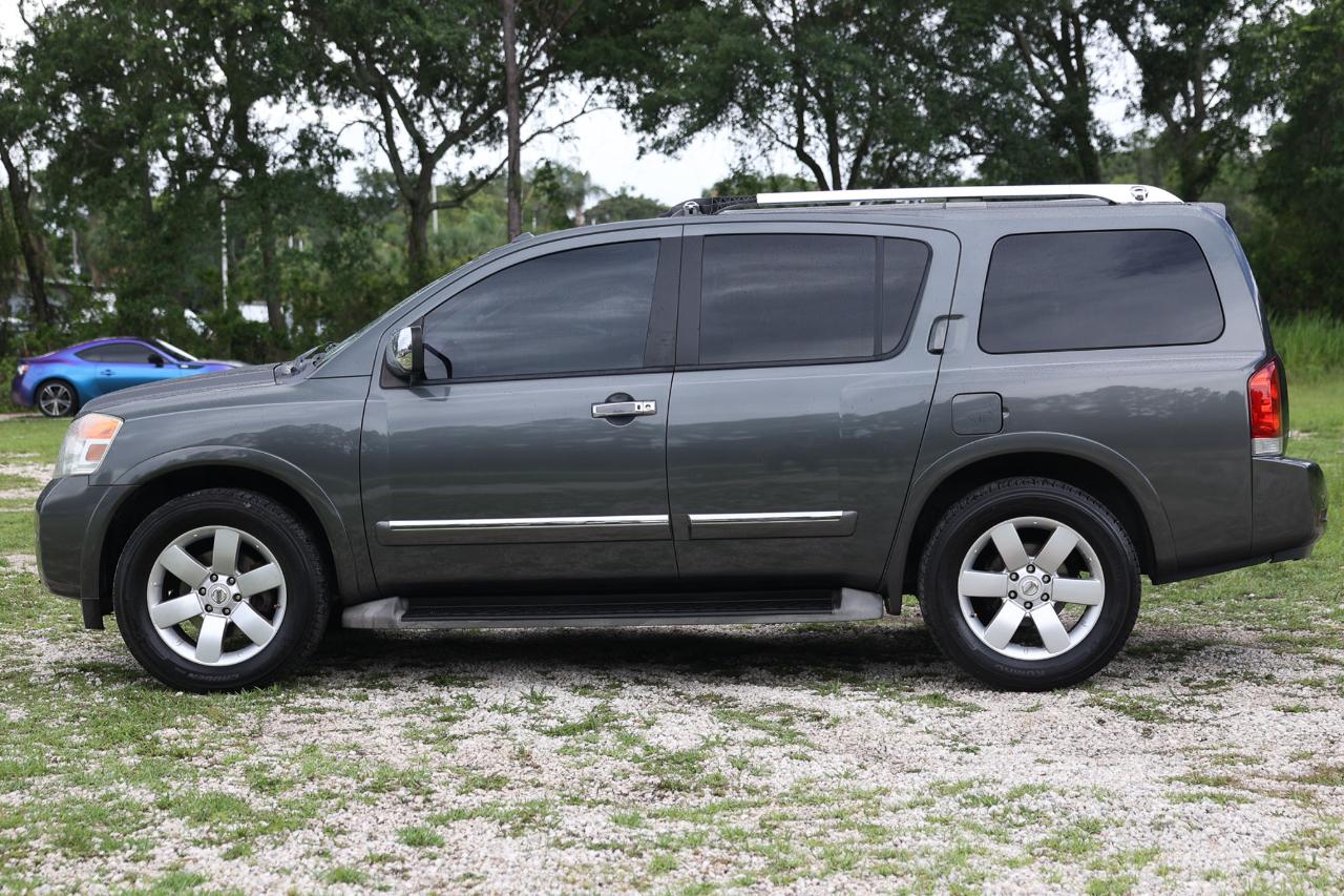 Nissan Armada  2010