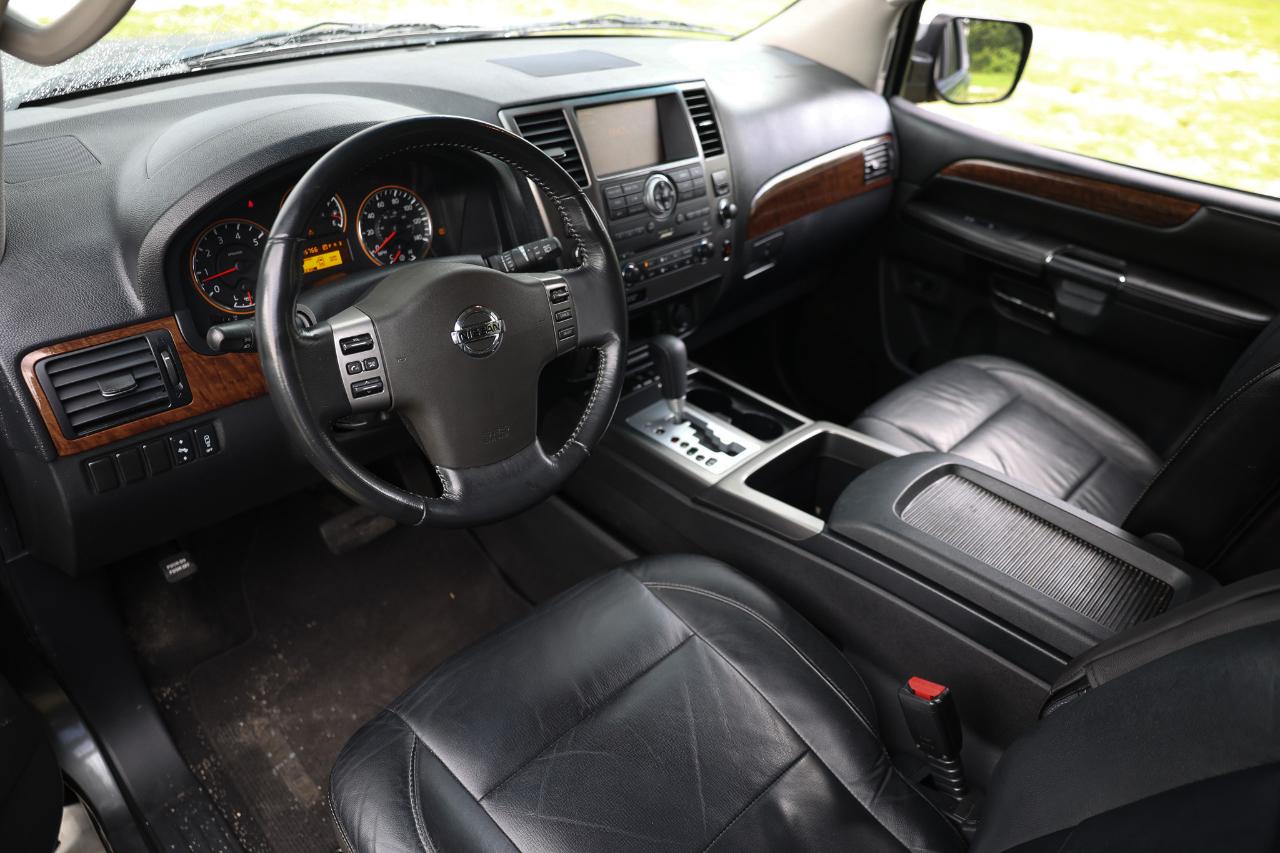 Nissan Armada  2010